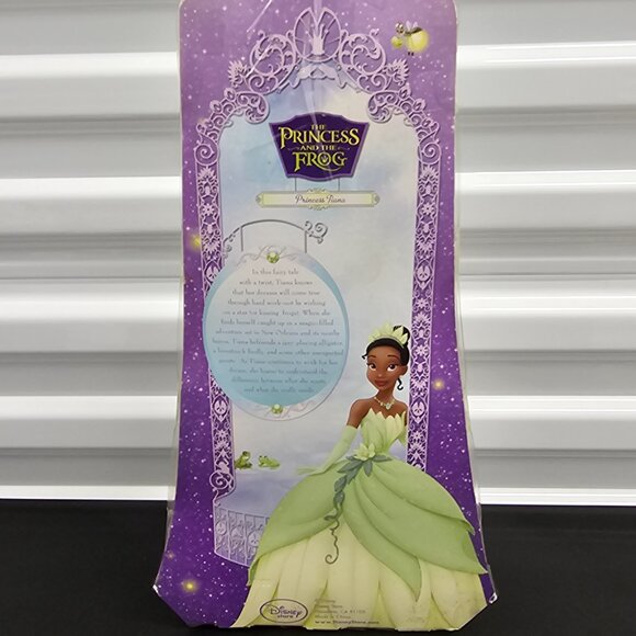 Disney Store Exclusive The Princess Tiana & The Frog Princess Tiana Doll (2009) - Picture 6 of 16